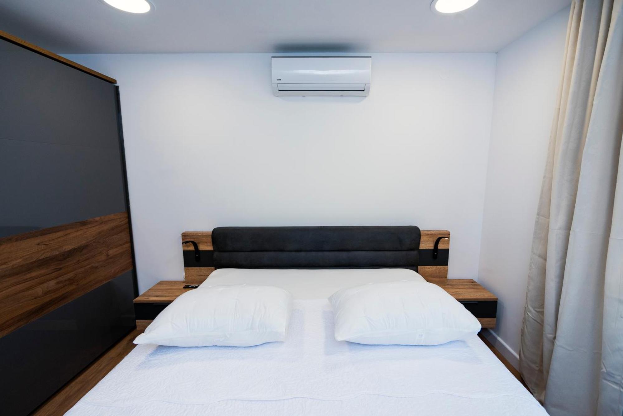 M&M Pelivan Apartments Solin Exterior foto